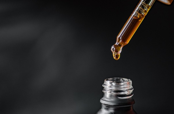 Cómo el aceite de CBD puede ser utilizado en el manejo de trastornos neurológicos